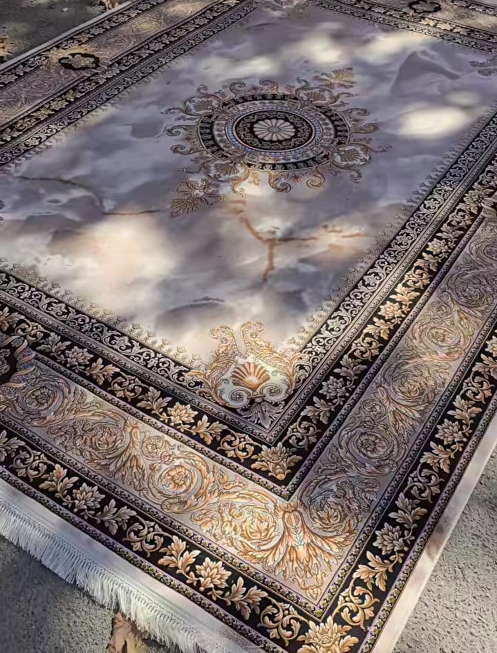 Imperial Gold Frame Carpet