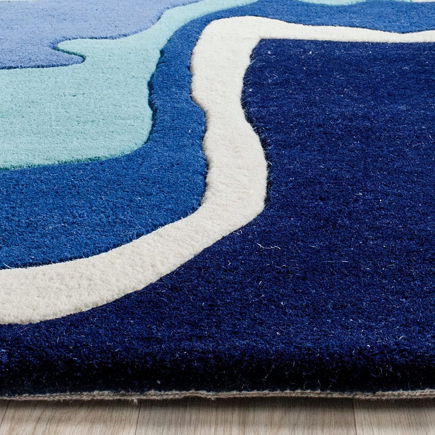 Modern Hand-Tufted Abstract Design Carpet